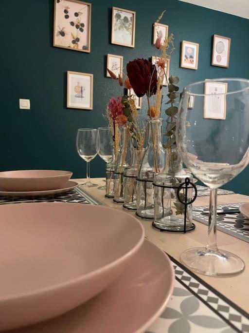 Mulhouse Grand T2 -  La Fonderie -Parking Gratuit Apartment Luaran gambar