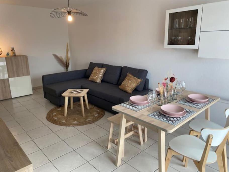 Mulhouse Grand T2 -  La Fonderie -Parking Gratuit Apartment Luaran gambar